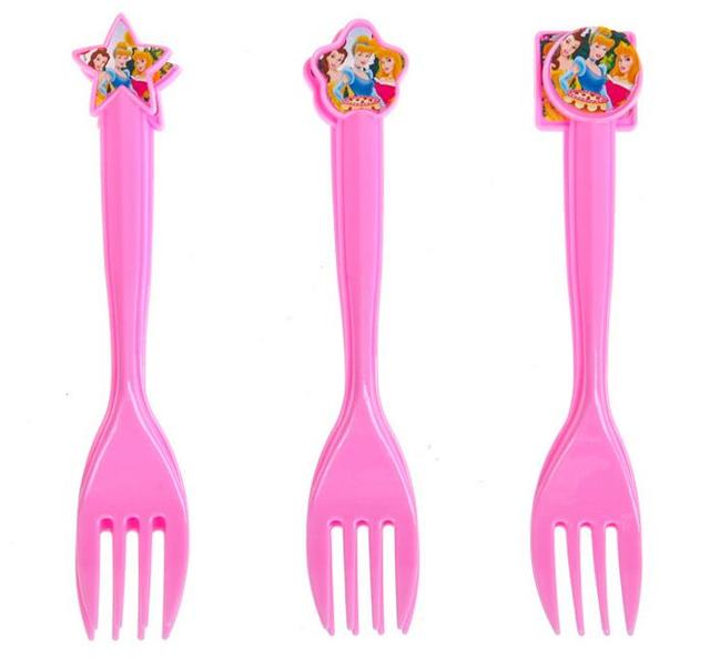 How are plastic forks made for kids